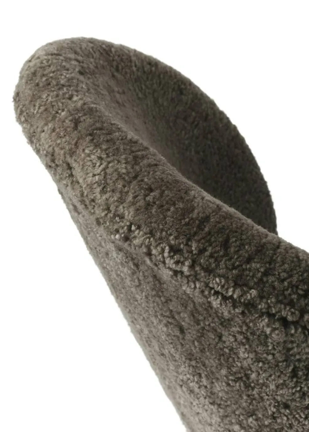 466 Lodge Loungestol, Lackad Mörk Ek / Curly 07