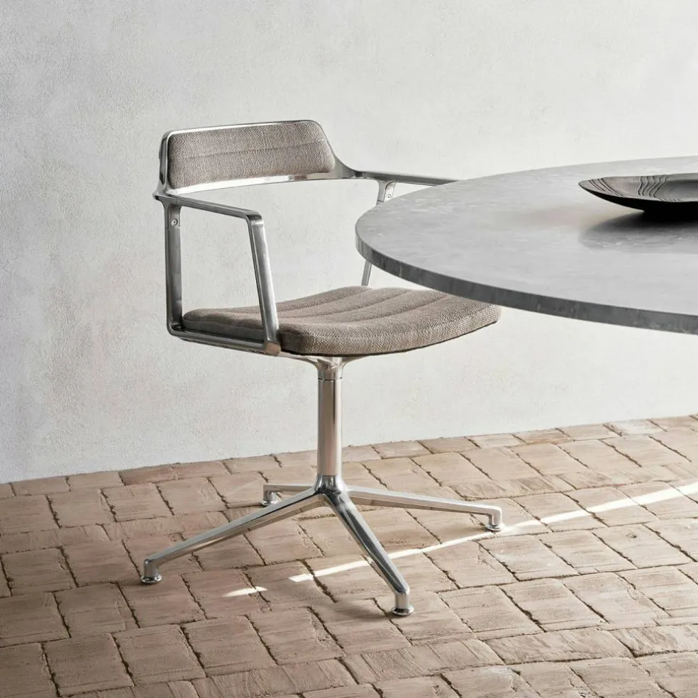 452 Snurrstol Med Fötter, Mörk Sand / Polerad Aluminium