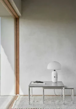 426 Soffbord Marmor, 30x70 cm