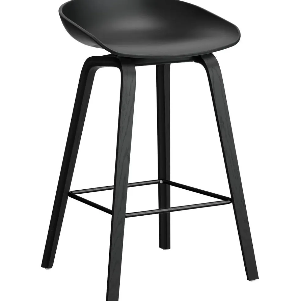AAS 32 2.0 Barstol 65 cm, Svartlackad Ek / Svart