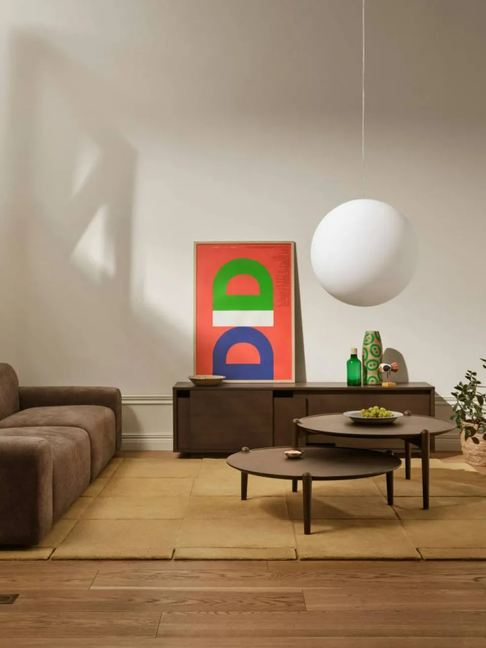 Aria Bord Ø90 cm H30 cm, Mörk Ek