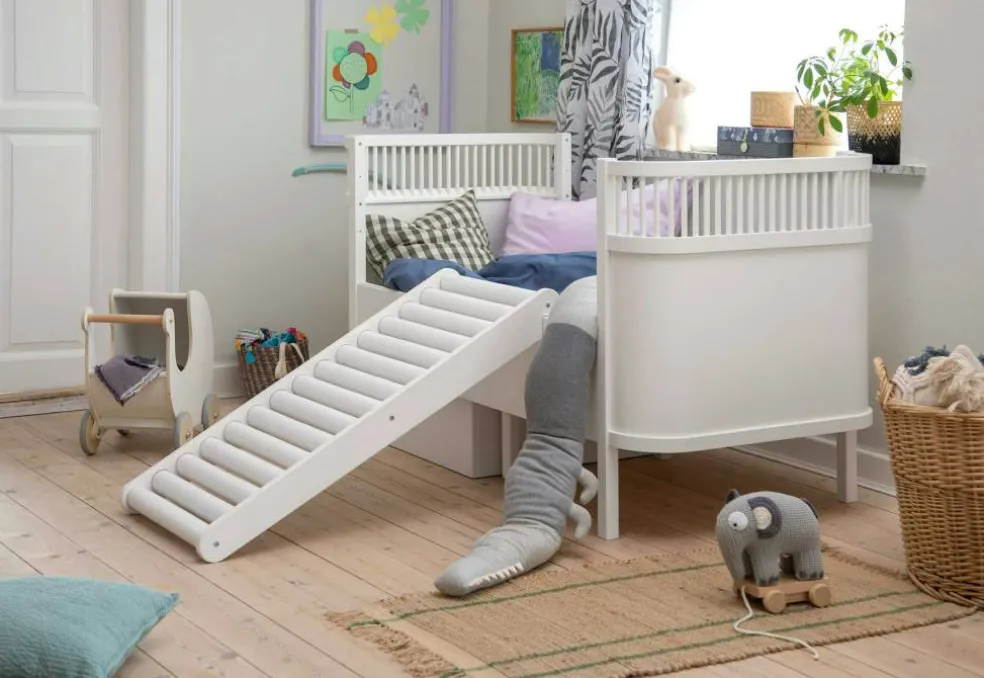 Barnsäng Baby & Jr, Vit