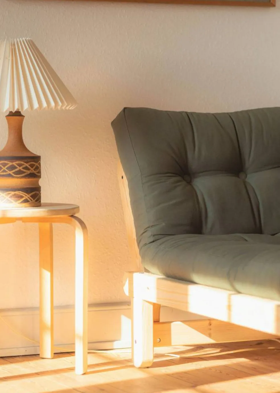 Beat Soffa Med Madrass, Lackerad / Linen