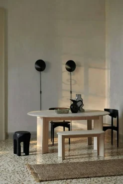 Bevel Bänk, White Oiled Beech