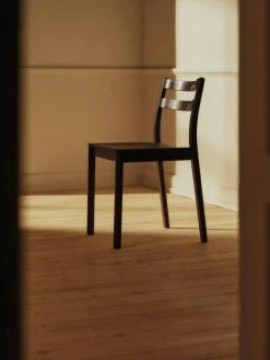Boda Matstol, Mörkbetsad Bok