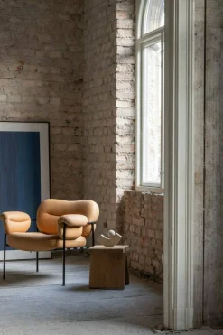 Bollo Loungestol, Svarta Ben / Skinn Vintage Cognac