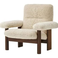 Brasilia Fåtölj, Mörkbetsad Ek / Sheepskin Nature