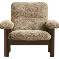Brasilia Fåtölj, Walnut / Sheepskin Sahara