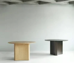 Bue Matbord Ø120 cm, Mörkbetsad Ek