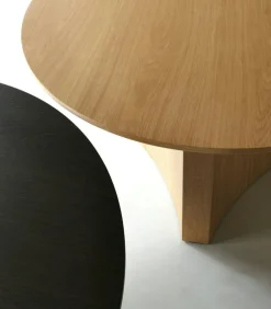 Bue Matbord Ø120 cm, Mörkbetsad Ek