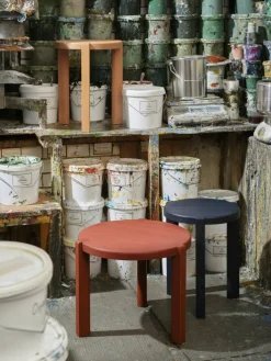 D108 Ragnesminde Soffbord, Carmine Red