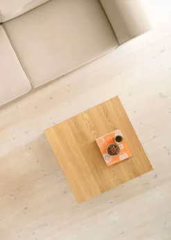 D33 Soffbord, 80x80 cm