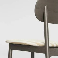 Elephant Stol, Mörk Ek / Gentle Ribbon