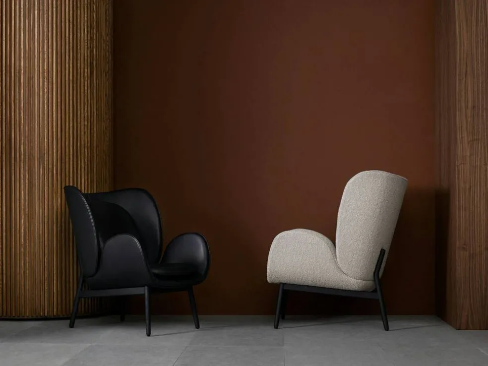 Embrace Fåtölj Med Fotpall L, Elmosoft Black