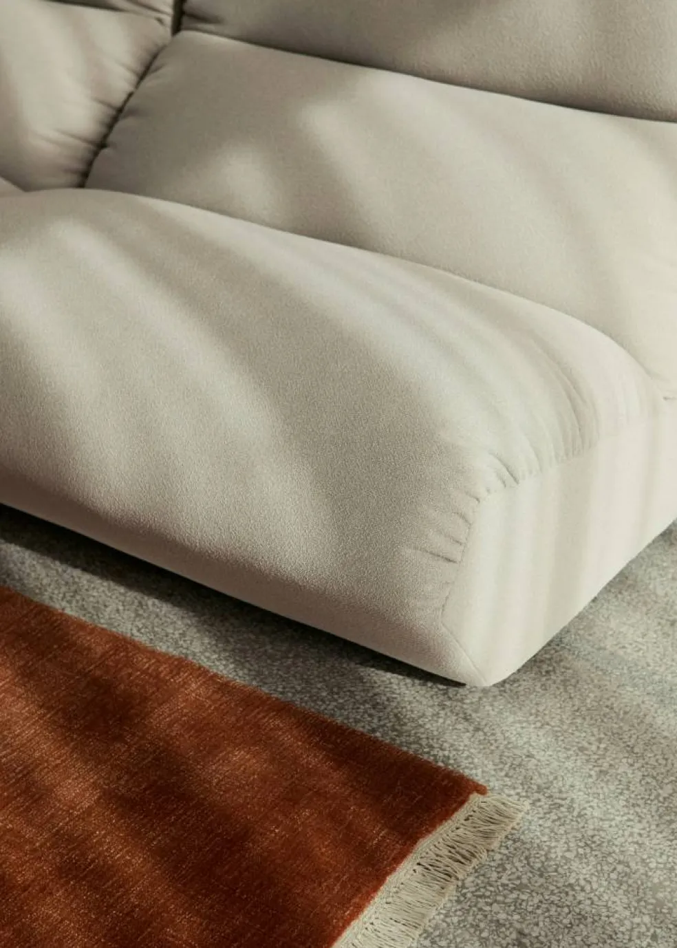 Hi Lo Modulsoffa Configuration C, Grain
