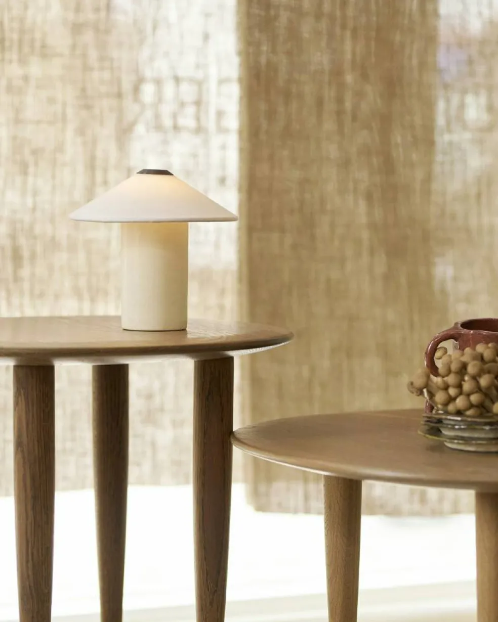 Jari Soffbord Ø60 cm, Rökt Ek