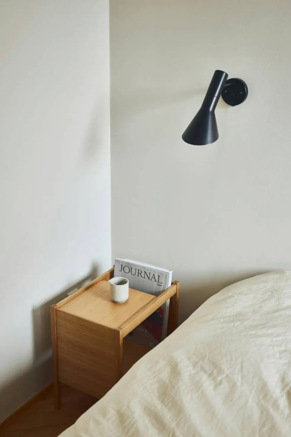 Journal Sidobord, Ek