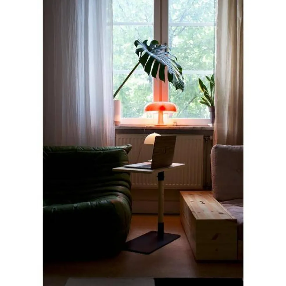 Justerbart Sidobord Raw