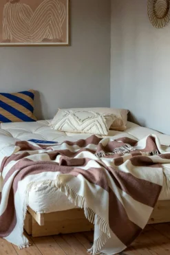 Kanso Sängram Med Lådor Raw, 160x200 cm
