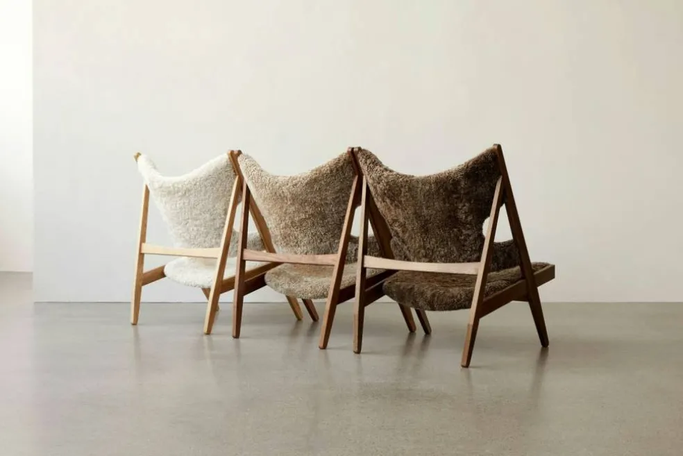 Knitting Loungestol, Valnöt / Fårskinn Sahara