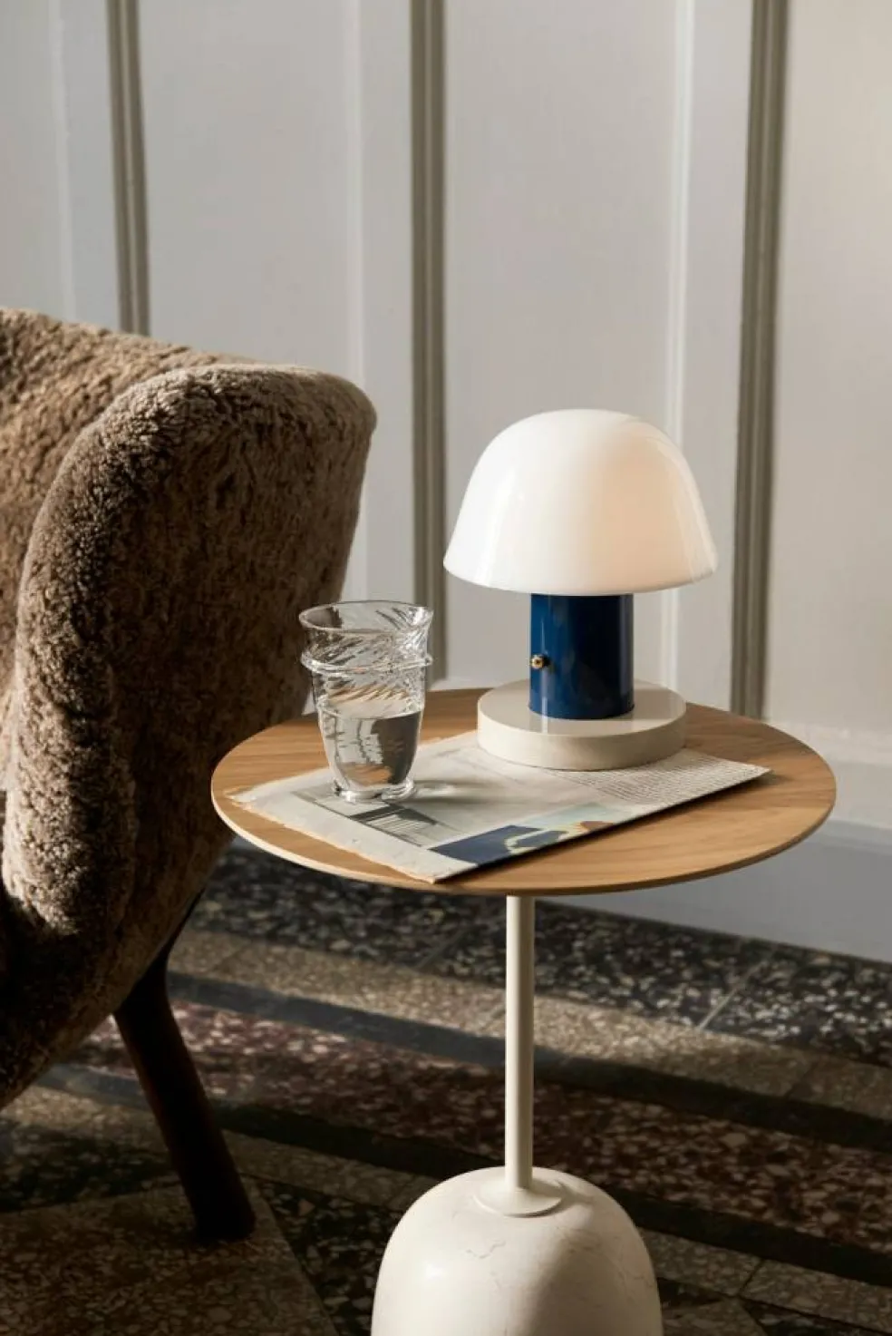 Little Petra VB1 Loungestol Set, Fårskinn Sahara / Valnöt