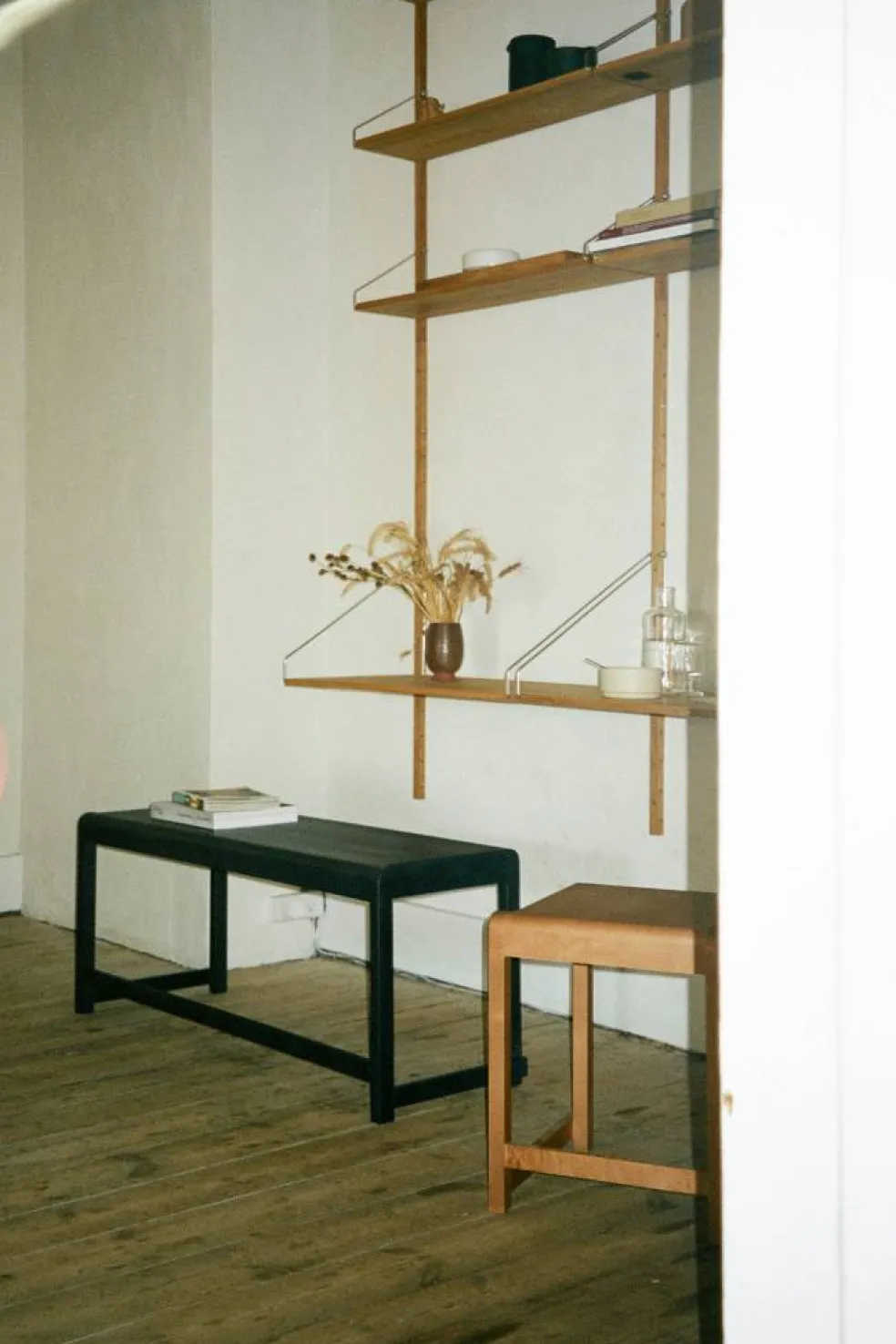 Low Stool 01 Pall, Varmbrun