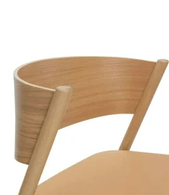 Oblique Loungestol, Natur