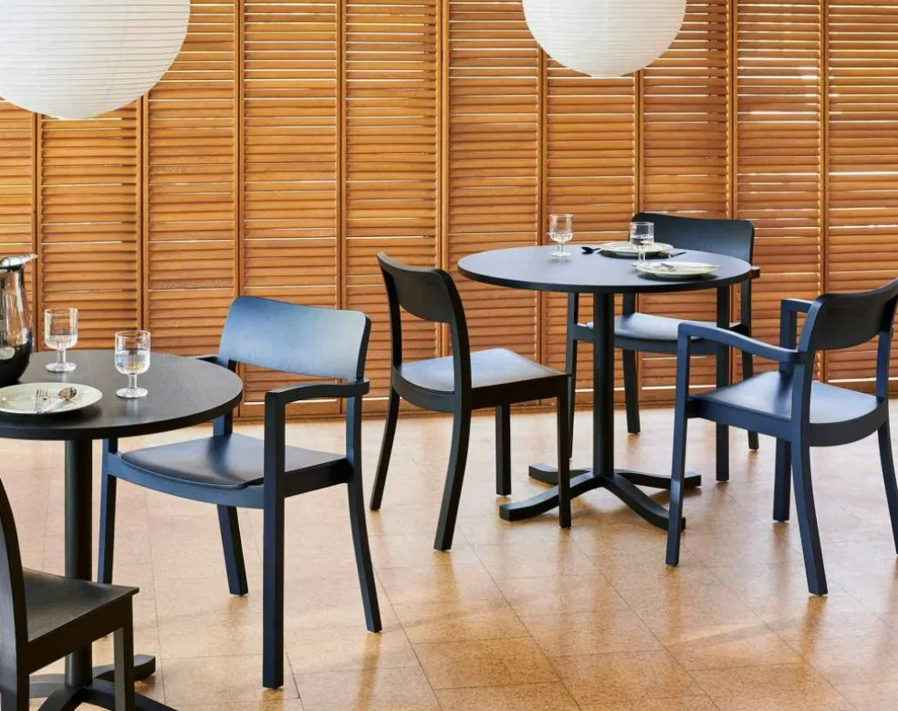 Pastis Karmstol, Steel Blue
