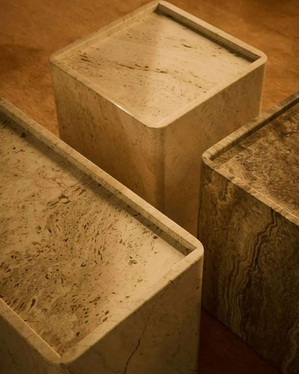 Pietra Sidobord 33x33 cm, Travertin