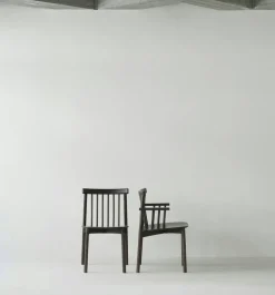 Pind Stol, Mörkbetsad Ask