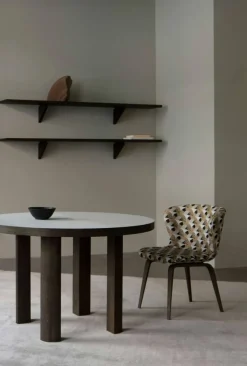 Quarter Matbord Ø120 cm, Rökt Ek/Vit Laminat