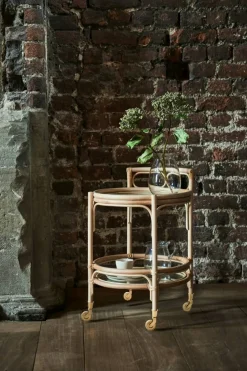 Romeo Serveringsvagn, Natur