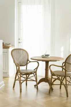 Rossini Karmstol, Antique