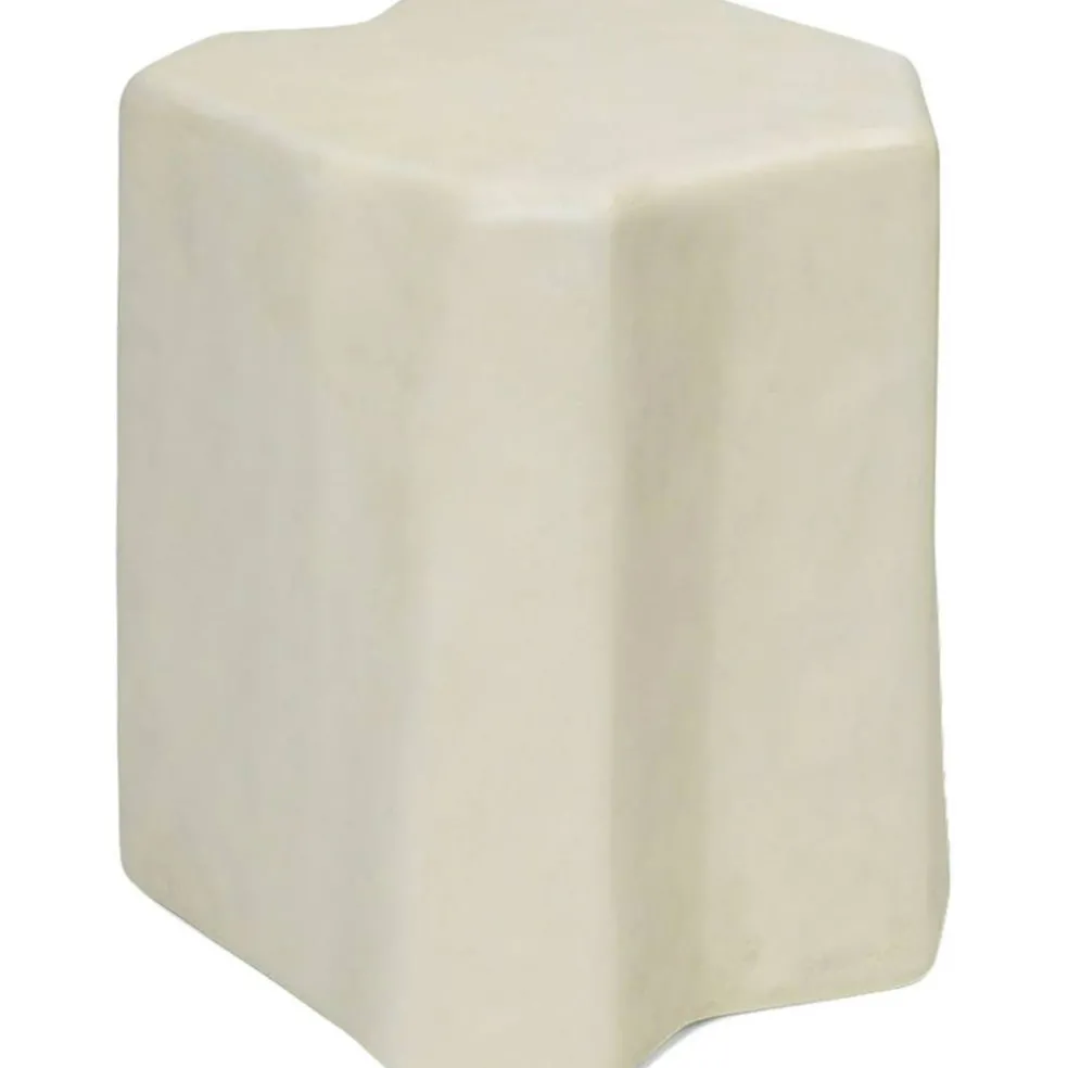 Staffa Pall, Ivory